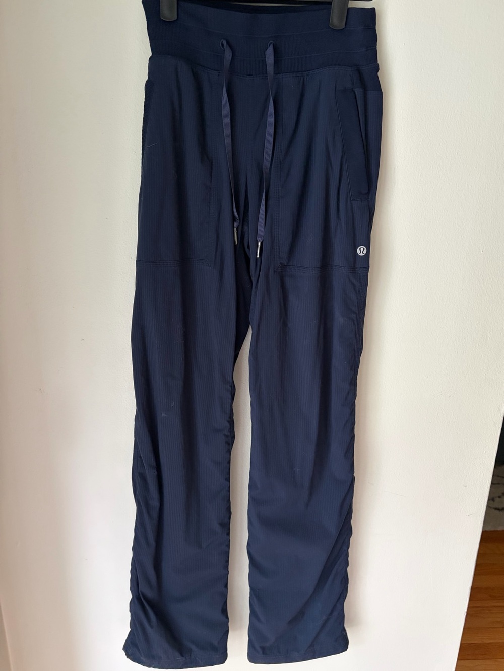 37. Size 2 LULULEMON Navy Straightleg Dance Studio Pants *flaw, hole front leg